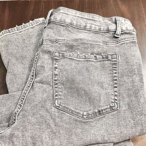 Maurices M Jeans Women's XL Super Skinny Stretch High Rise Curvy Gray‎ Acid Wash